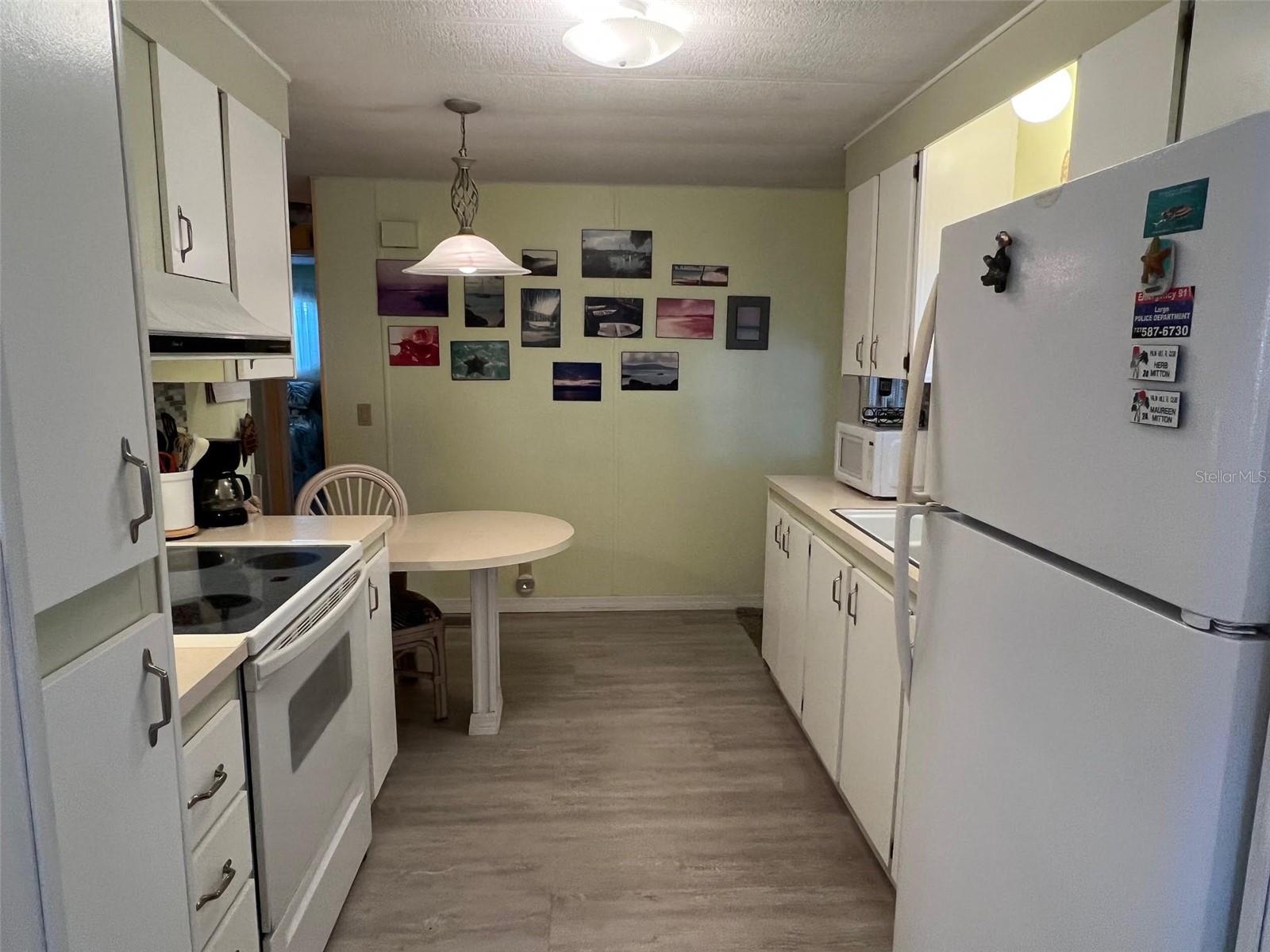 Image 10 of 33 For 52 Frangipani Circle