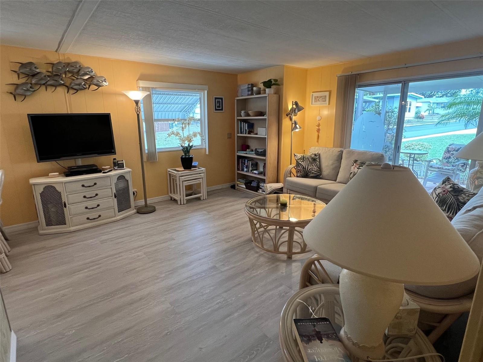 Image 20 of 33 For 52 Frangipani Circle