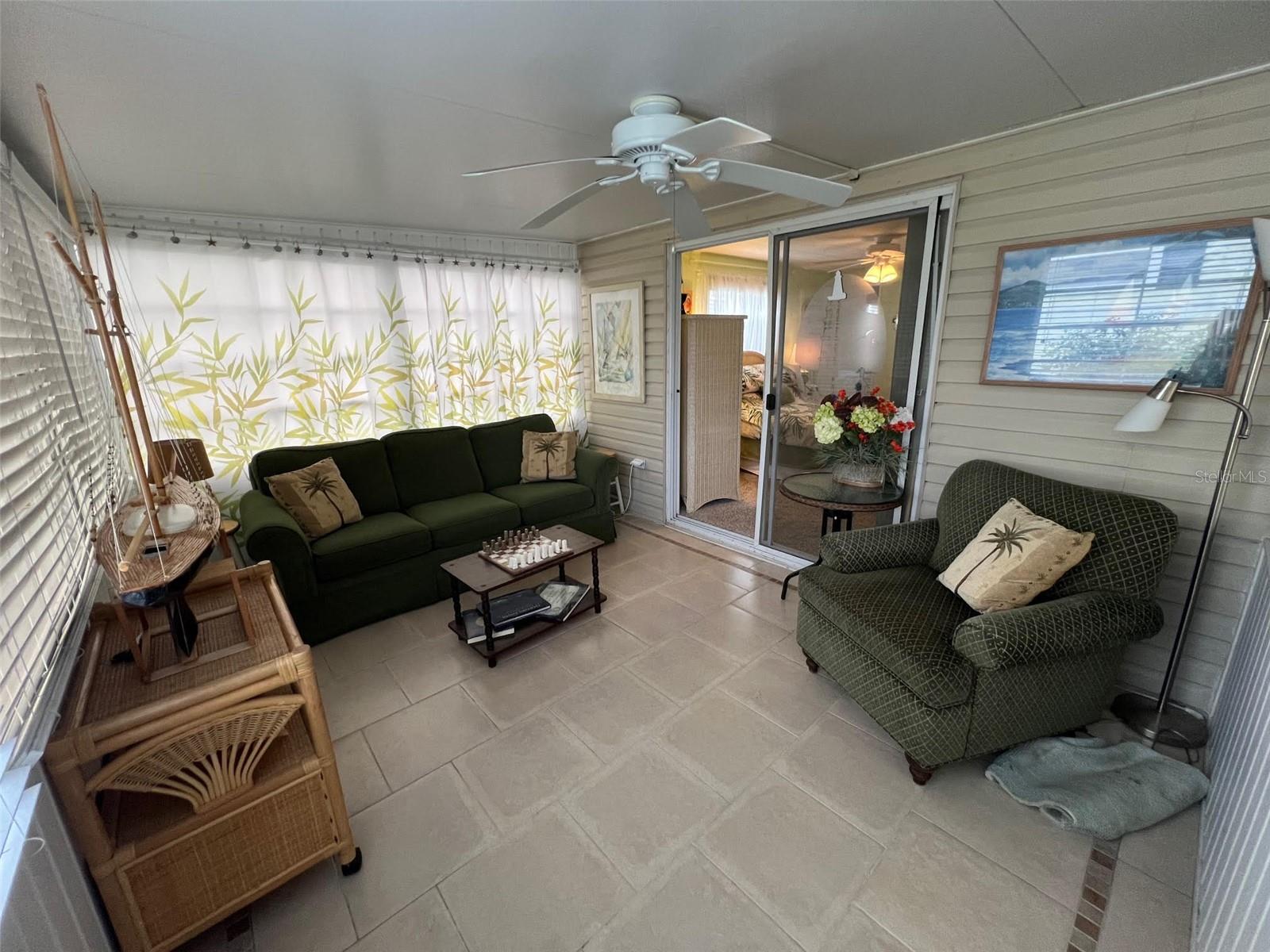 Image 26 of 33 For 52 Frangipani Circle