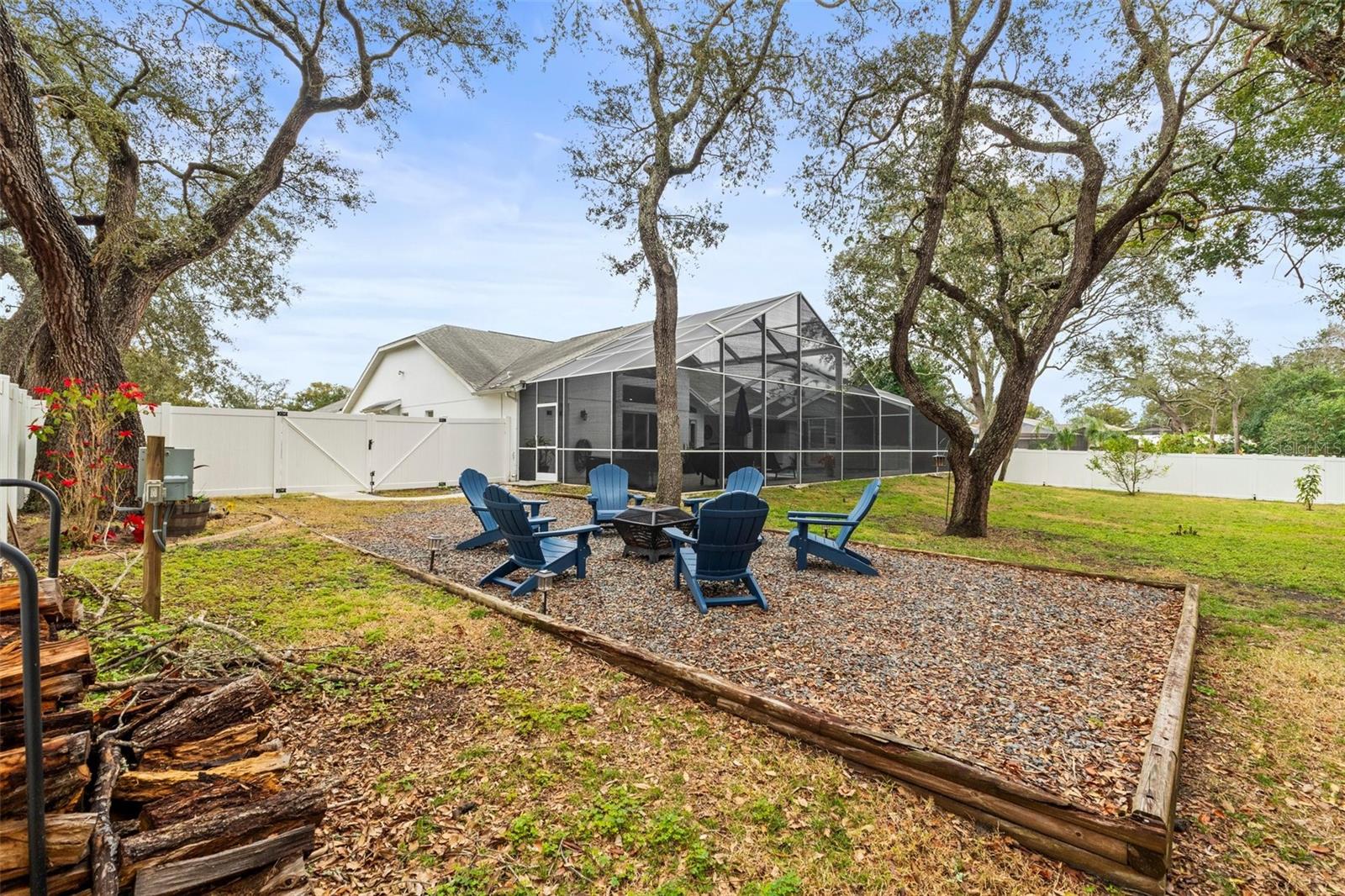 Listing photo id 72 for 8535 Delaware Drive