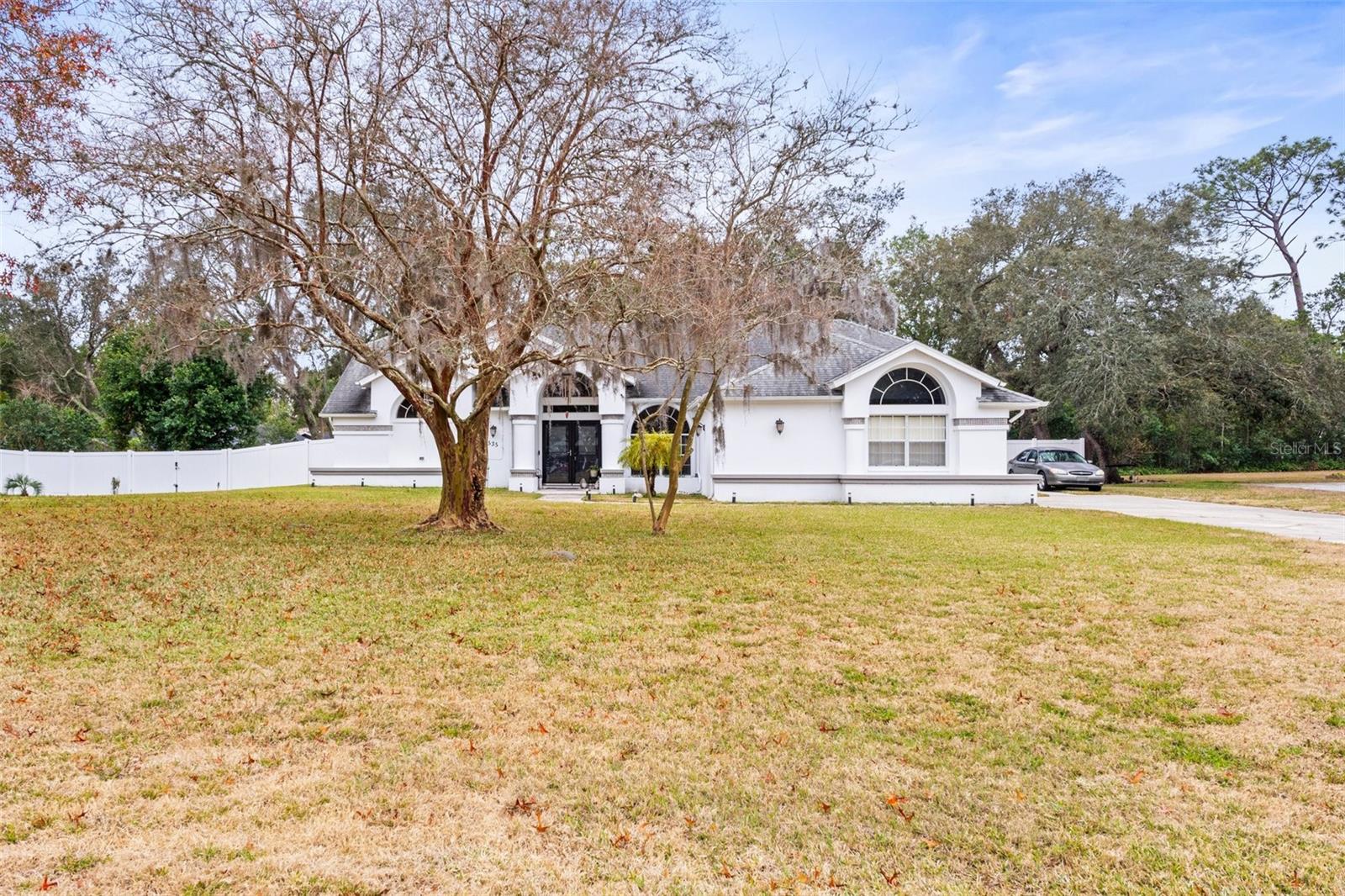 Listing photo id 79 for 8535 Delaware Drive