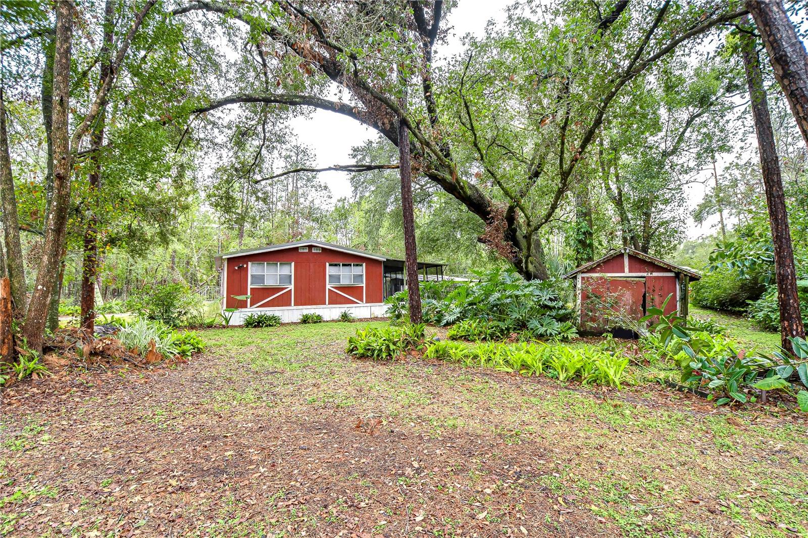 Listing photo id 17 for 2211 O'keefe Place