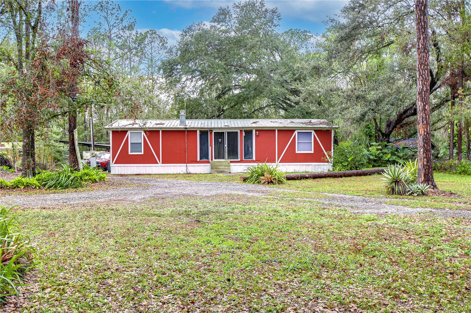 Listing photo id 1 for 2211 O'keefe Place