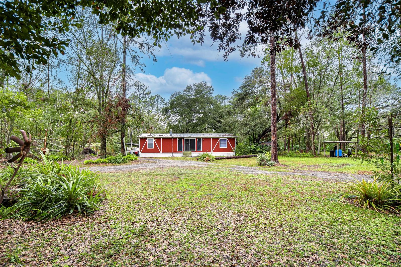 Listing photo id 6 for 2211 O'keefe Place