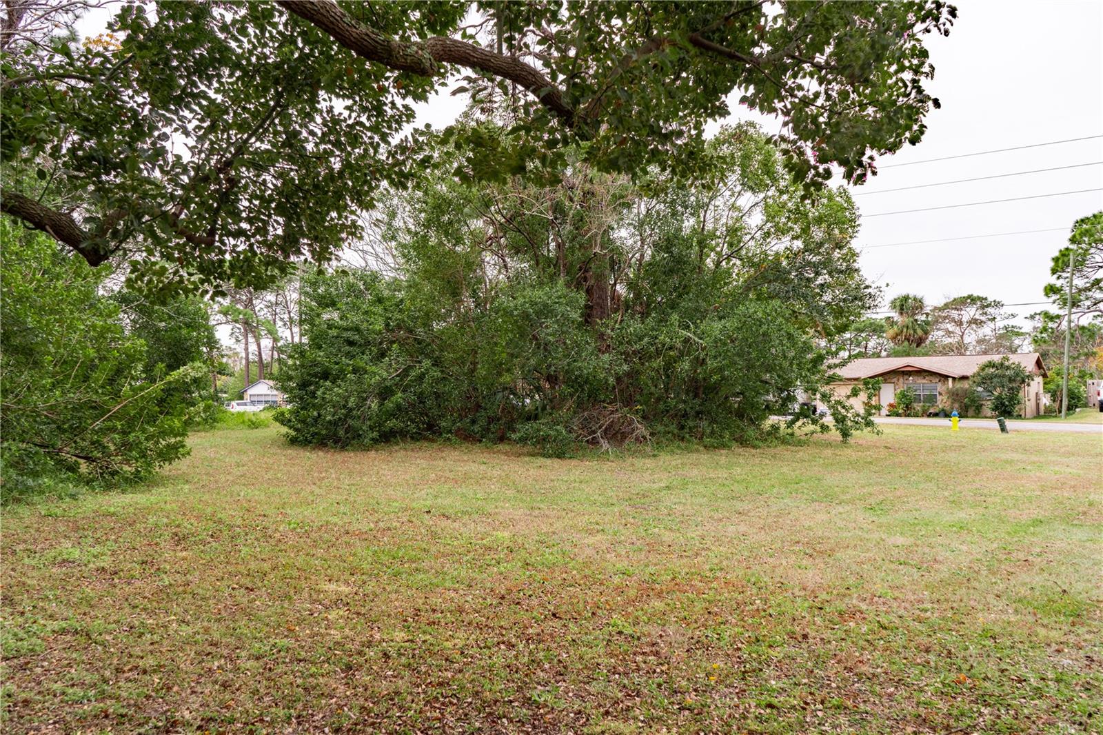 Image 5 of 9 For 15872 Sea Pines Drive