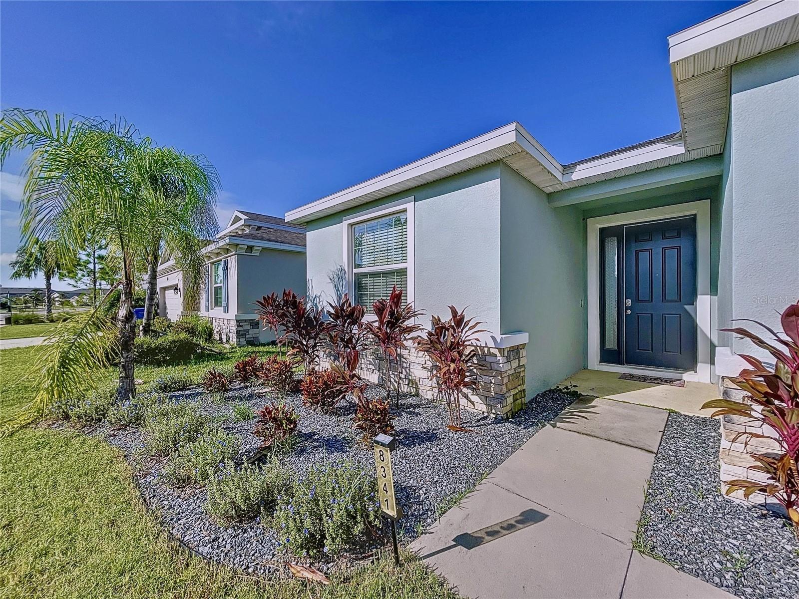 Listing photo id 2 for 8341 Bower Bass Circle