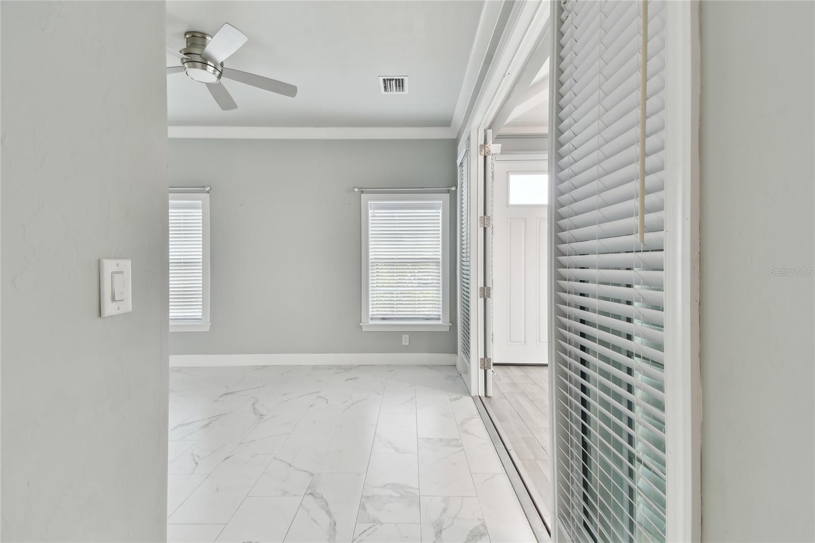 Image 11 of 67 For 8239 Sand Crane Circle