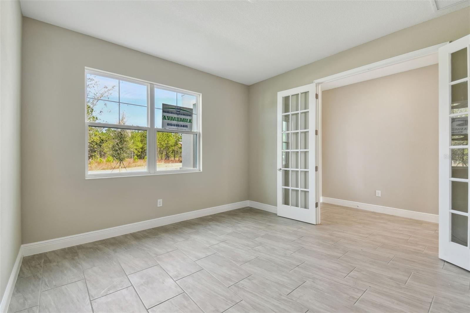 Listing photo id 10 for 2416 Wise River Lane