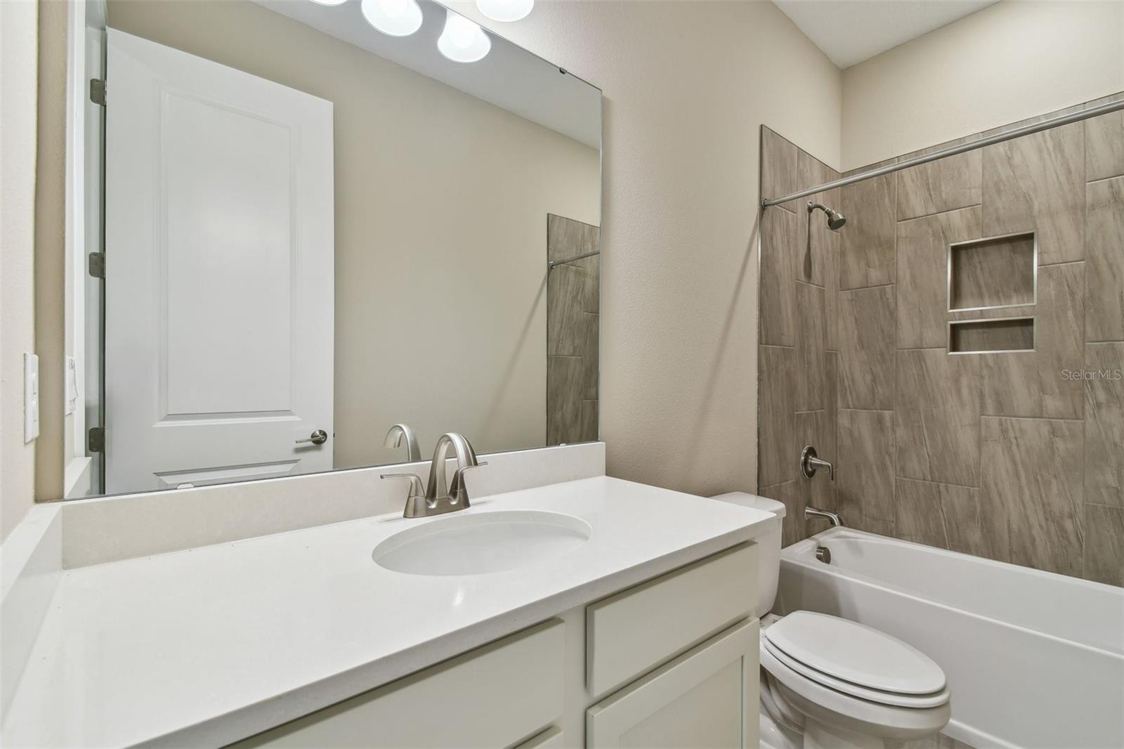 Listing photo id 17 for 2416 Wise River Lane