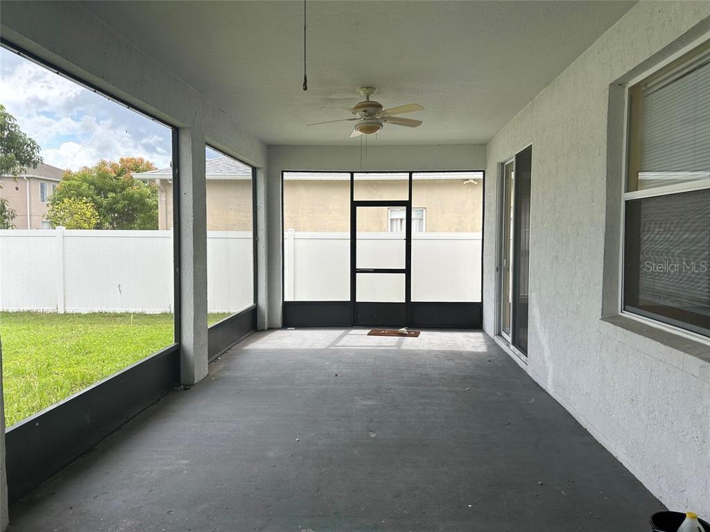 Image 14 of 16 For 212 Abbotsbury Drive