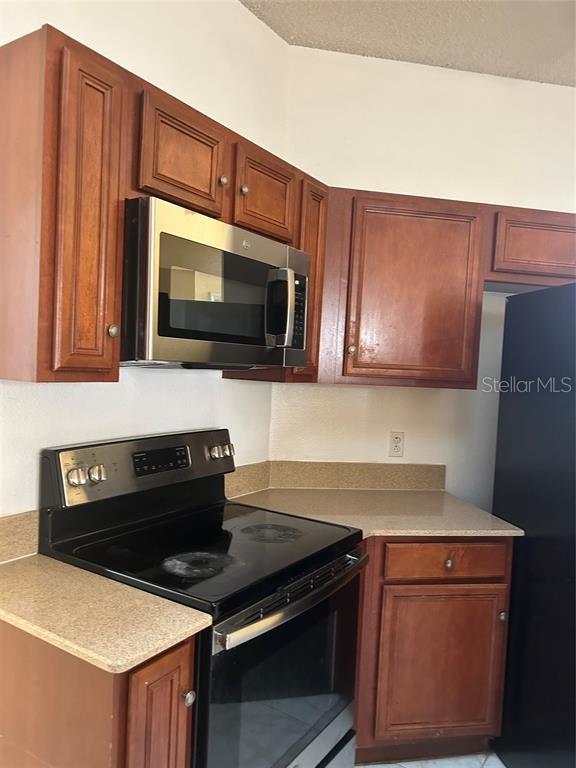Image 2 of 16 For 212 Abbotsbury Drive