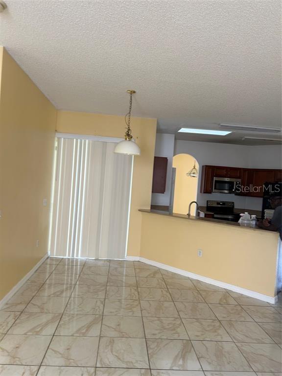 Image 4 of 16 For 212 Abbotsbury Drive