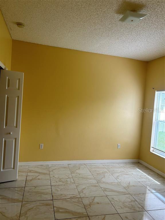 Image 9 of 16 For 212 Abbotsbury Drive