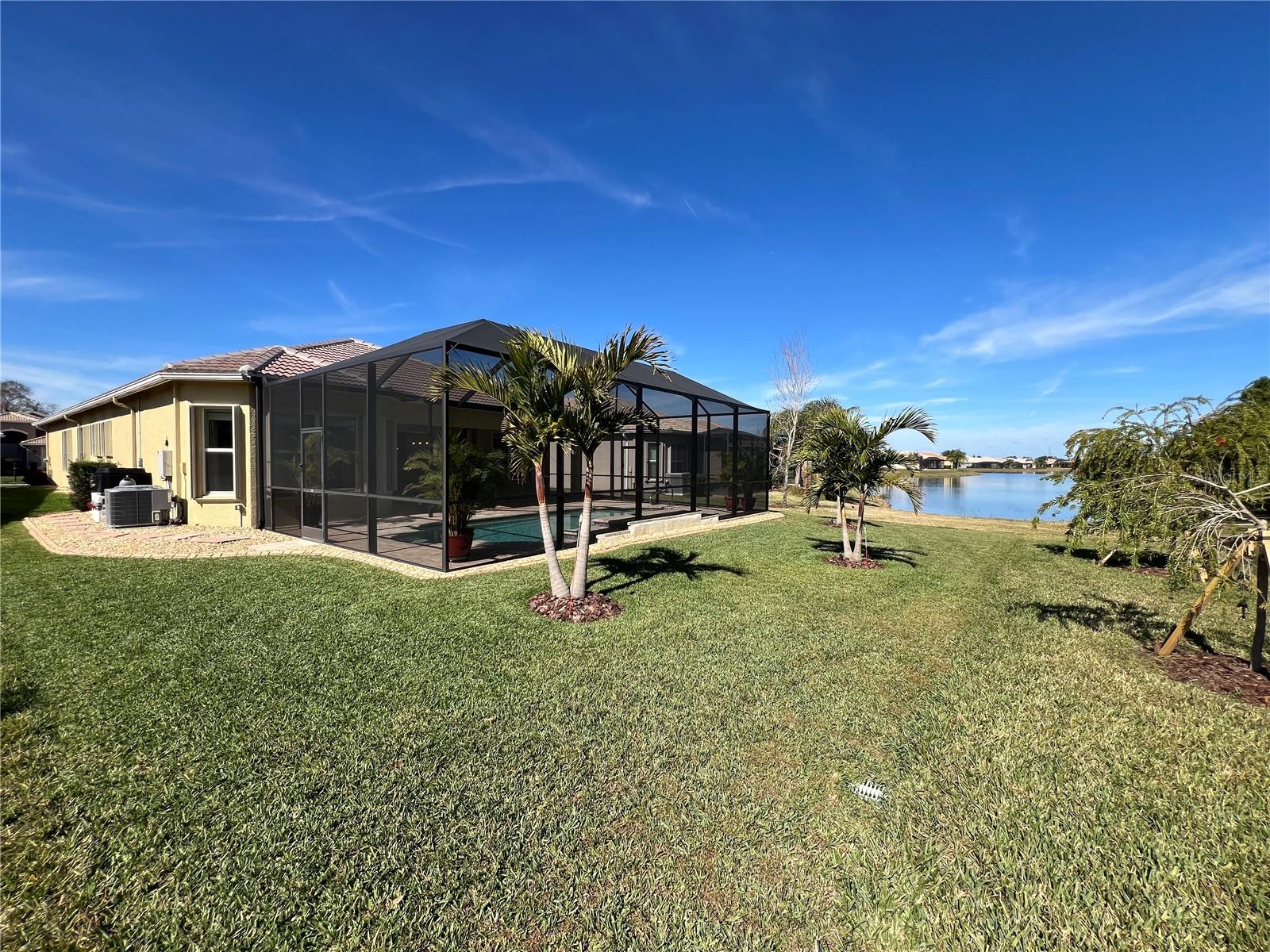 Image 4 of 97 For 16122 Cedar Key Dr