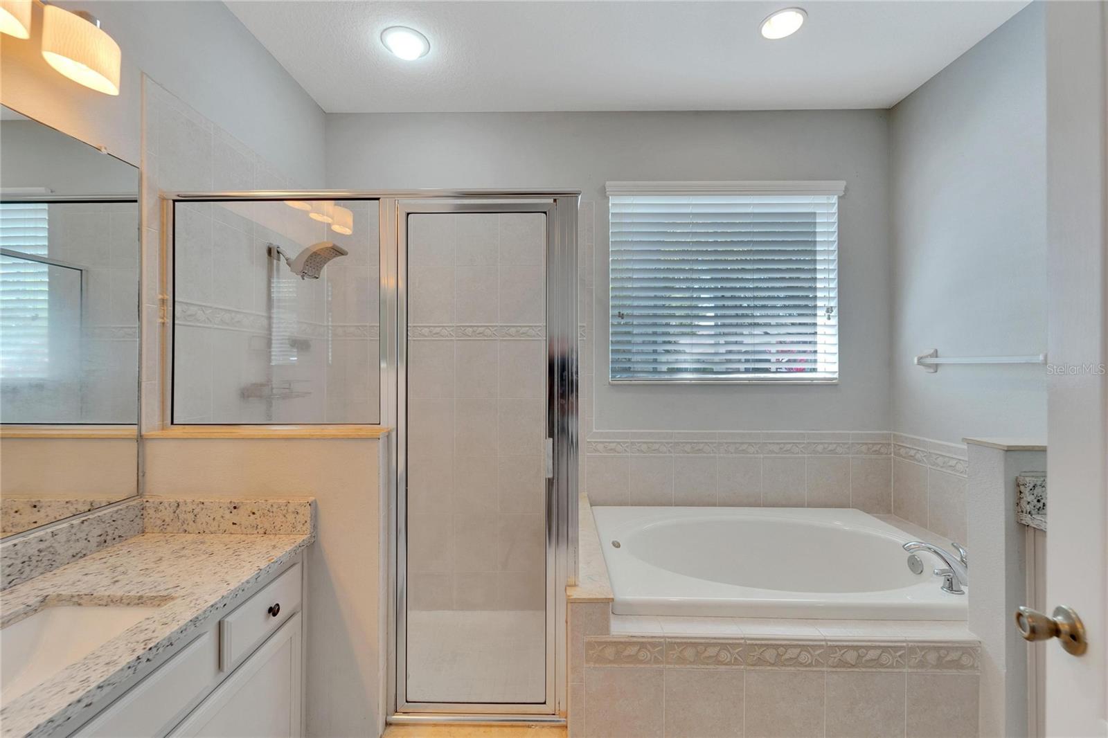 Listing photo id 21 for 2715 Durant Trails Boulevard