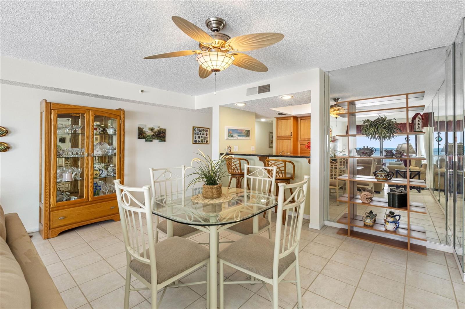 Image 15 of 52 For 17980 Gulf Boulevard 501