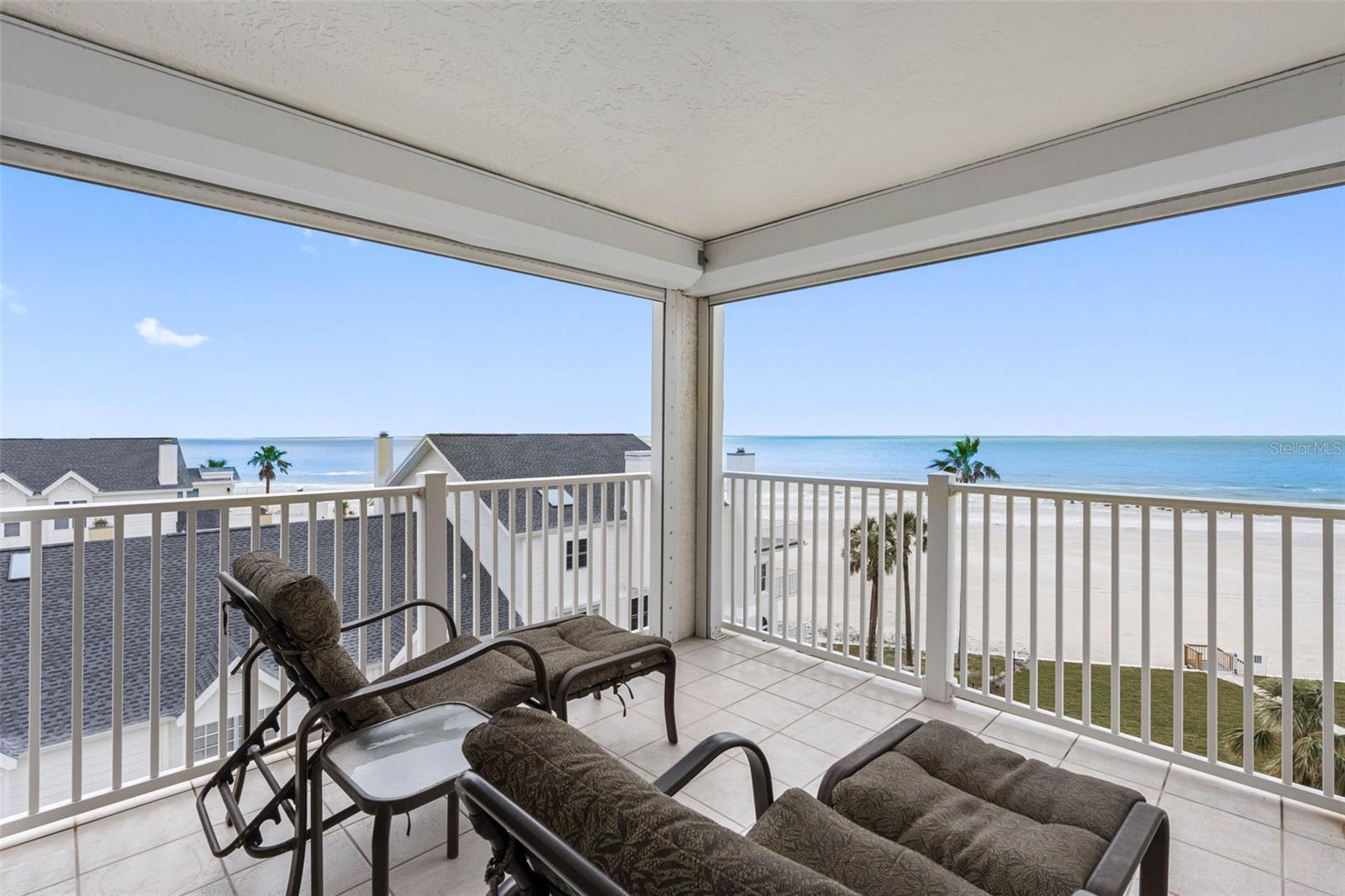 Image 4 of 52 For 17980 Gulf Boulevard 501