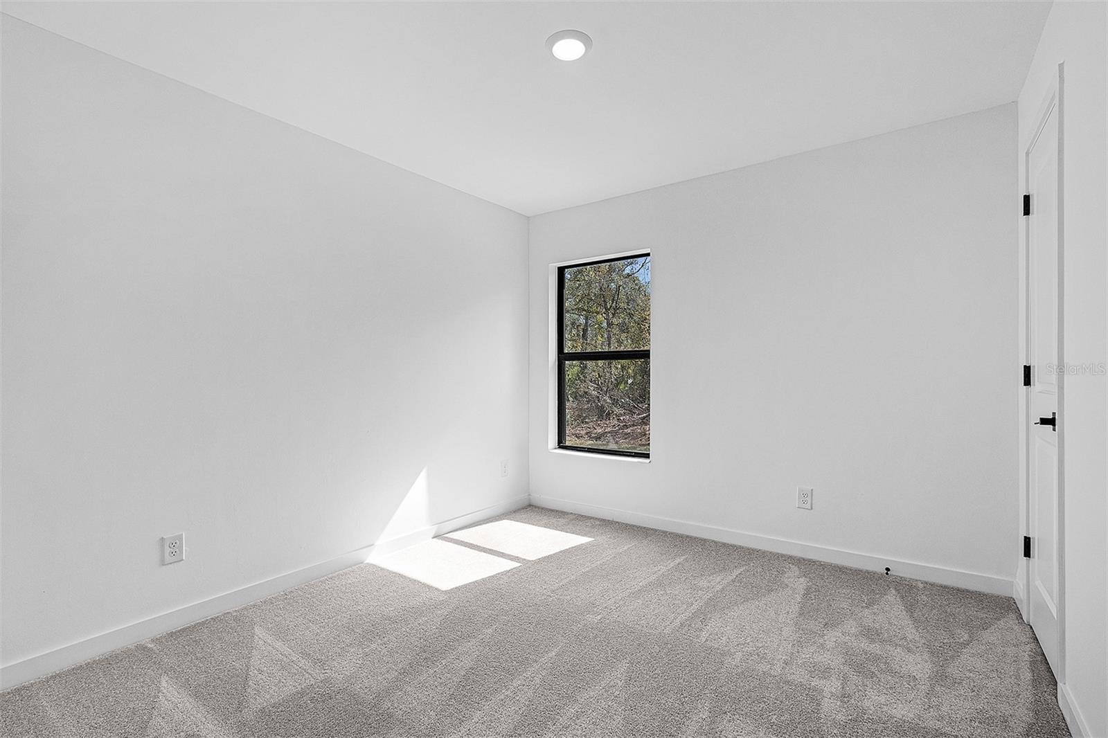 Image 17 of 20 For 3355 Moncrief Avenue