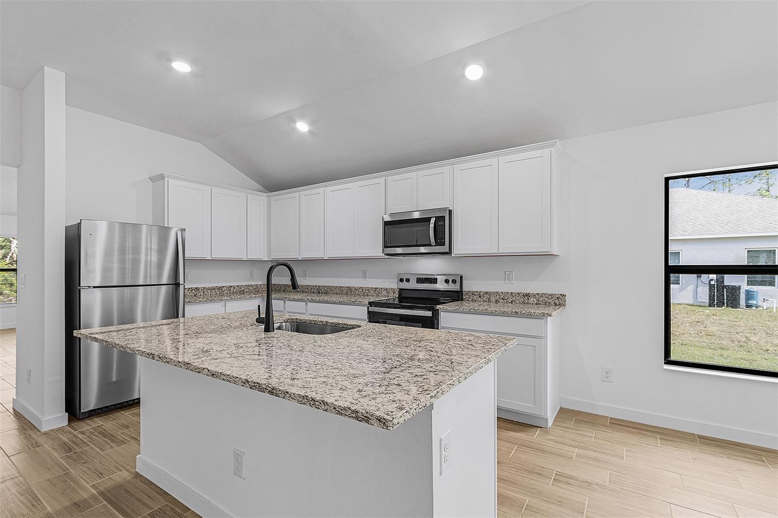 Image 8 of 20 For 3355 Moncrief Avenue