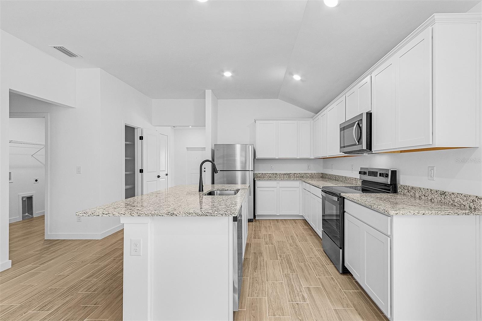 Image 9 of 20 For 3355 Moncrief Avenue