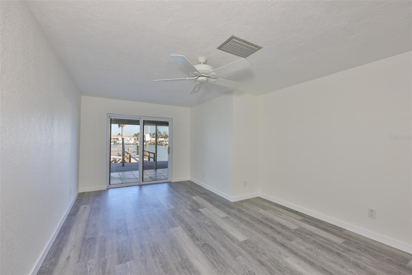 Image 10 of 25 For 439 Boca Ciega Point Boulevard N