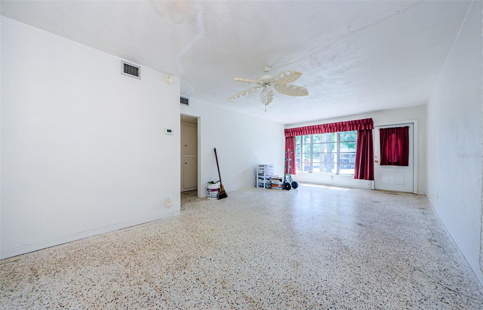 Image 11 of 57 For 4154 57th Street N 173