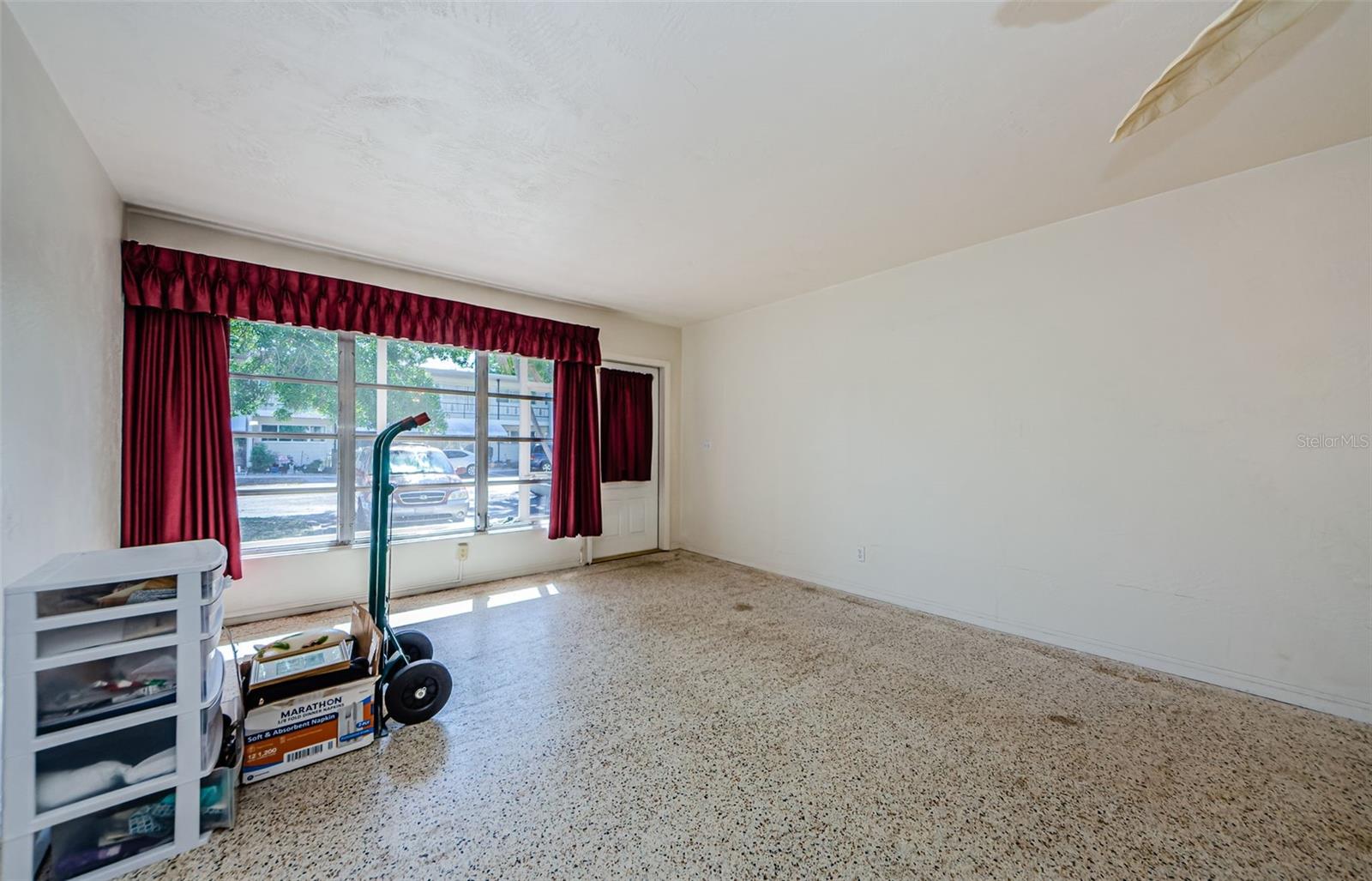 Image 13 of 57 For 4154 57th Street N 173