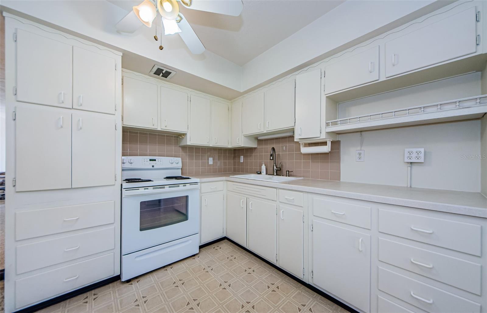 Image 21 of 57 For 4154 57th Street N 173