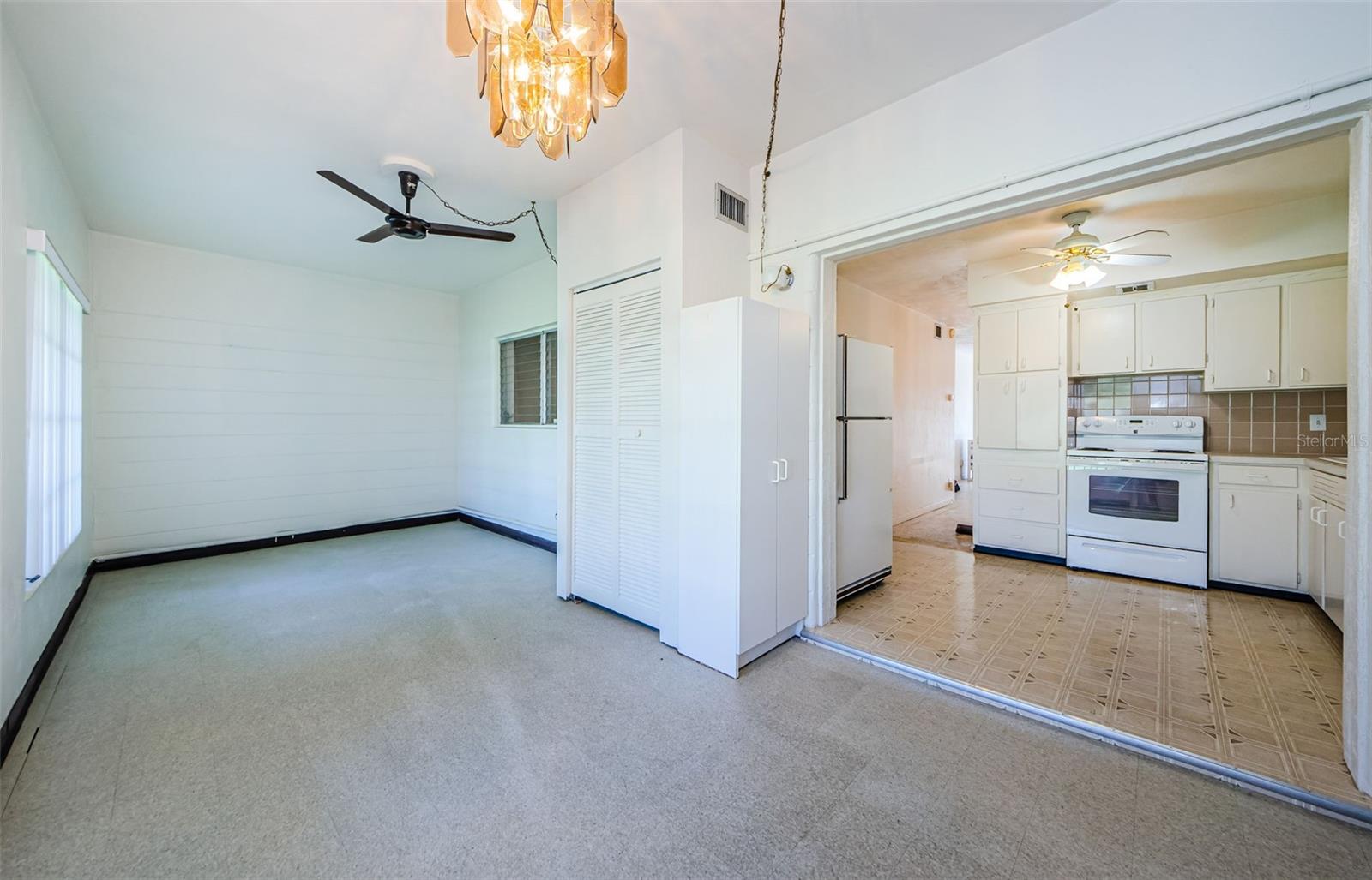 Image 26 of 57 For 4154 57th Street N 173