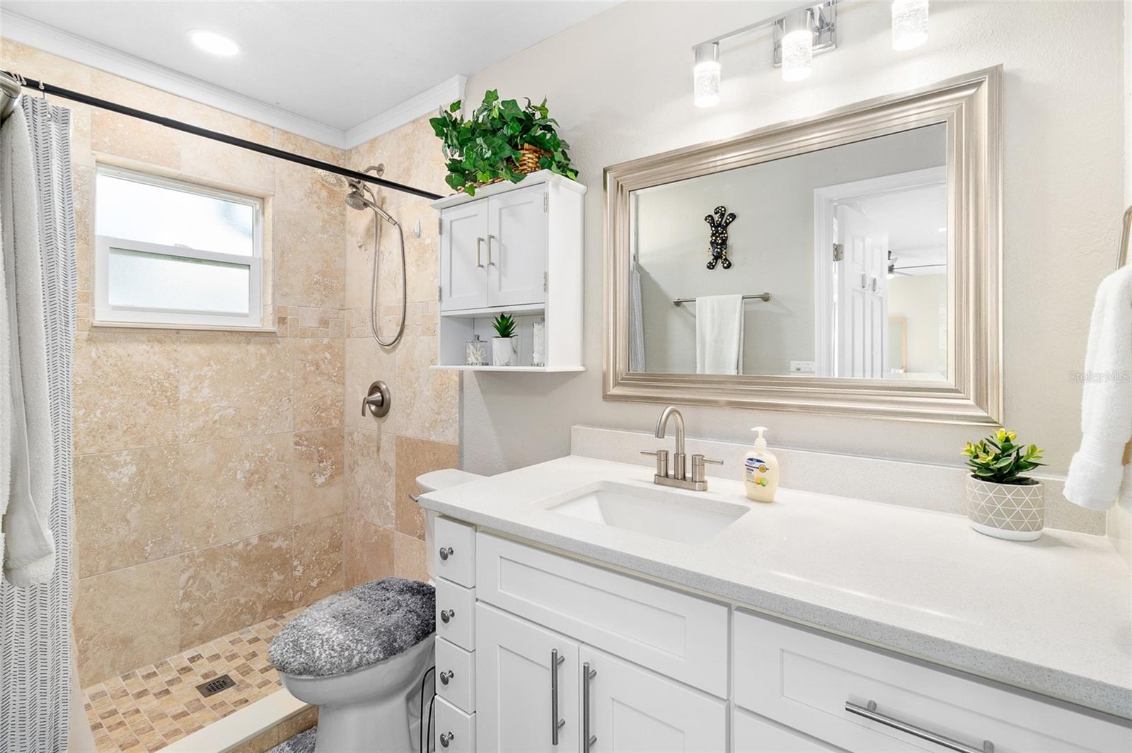 Image 15 of 40 For 6518 Senegal Palm Way
