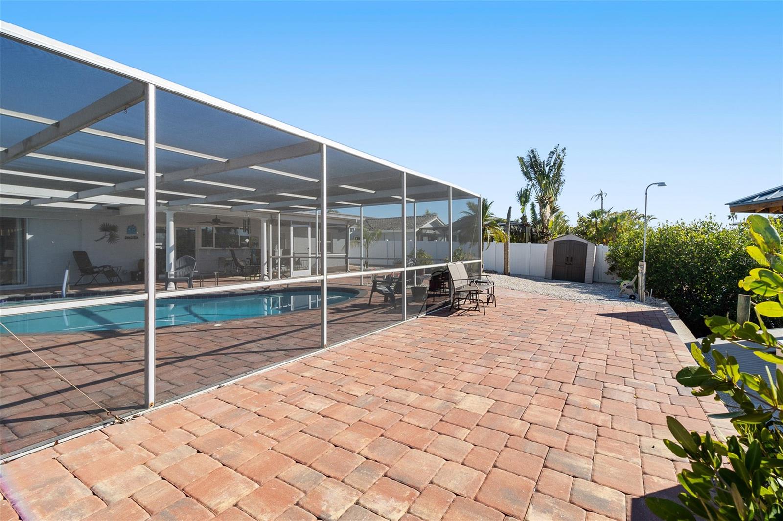Image 31 of 40 For 6518 Senegal Palm Way