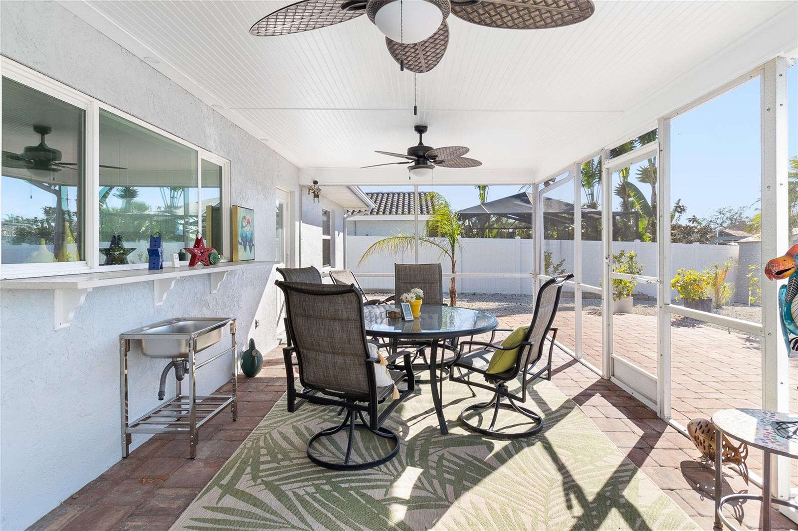 Image 36 of 40 For 6518 Senegal Palm Way