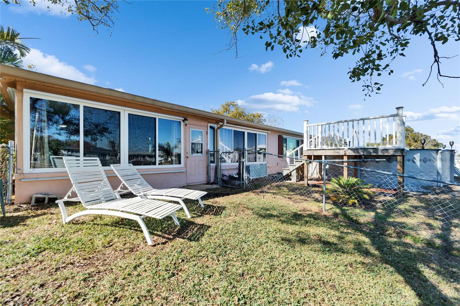 Listing photo id 57 for 12620 3rd Isle