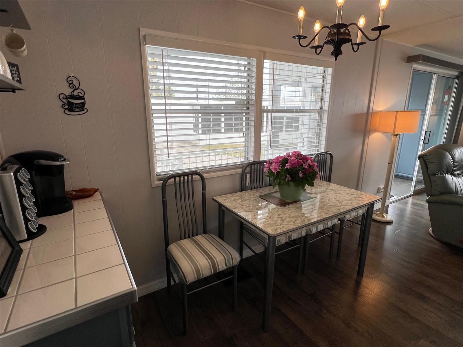 Image 12 of 26 For 12766 Seminole Boulevard 38