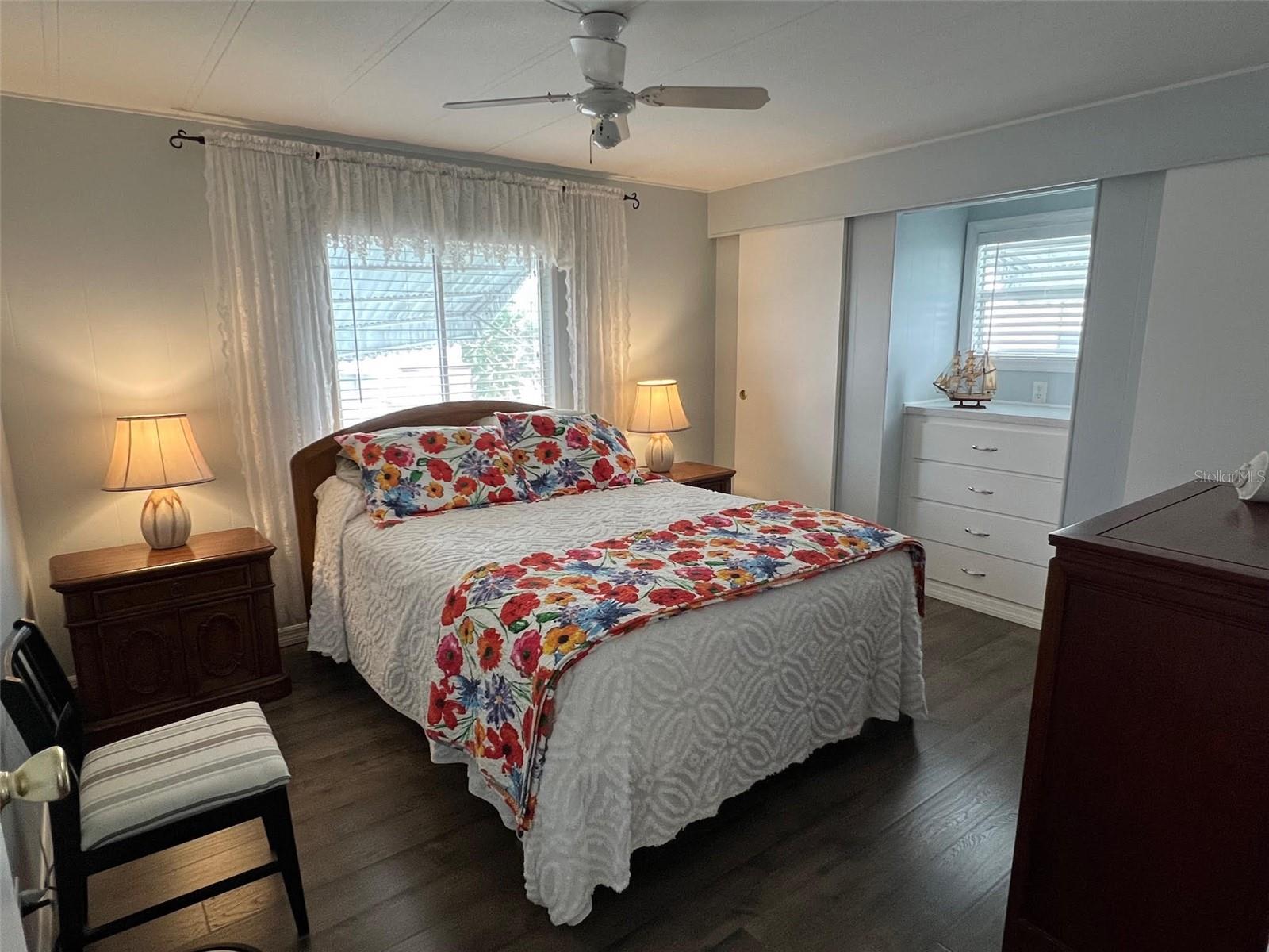 Image 26 of 26 For 12766 Seminole Boulevard 38