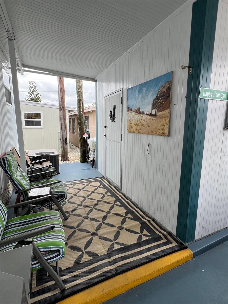 Image 6 of 26 For 12766 Seminole Boulevard 38