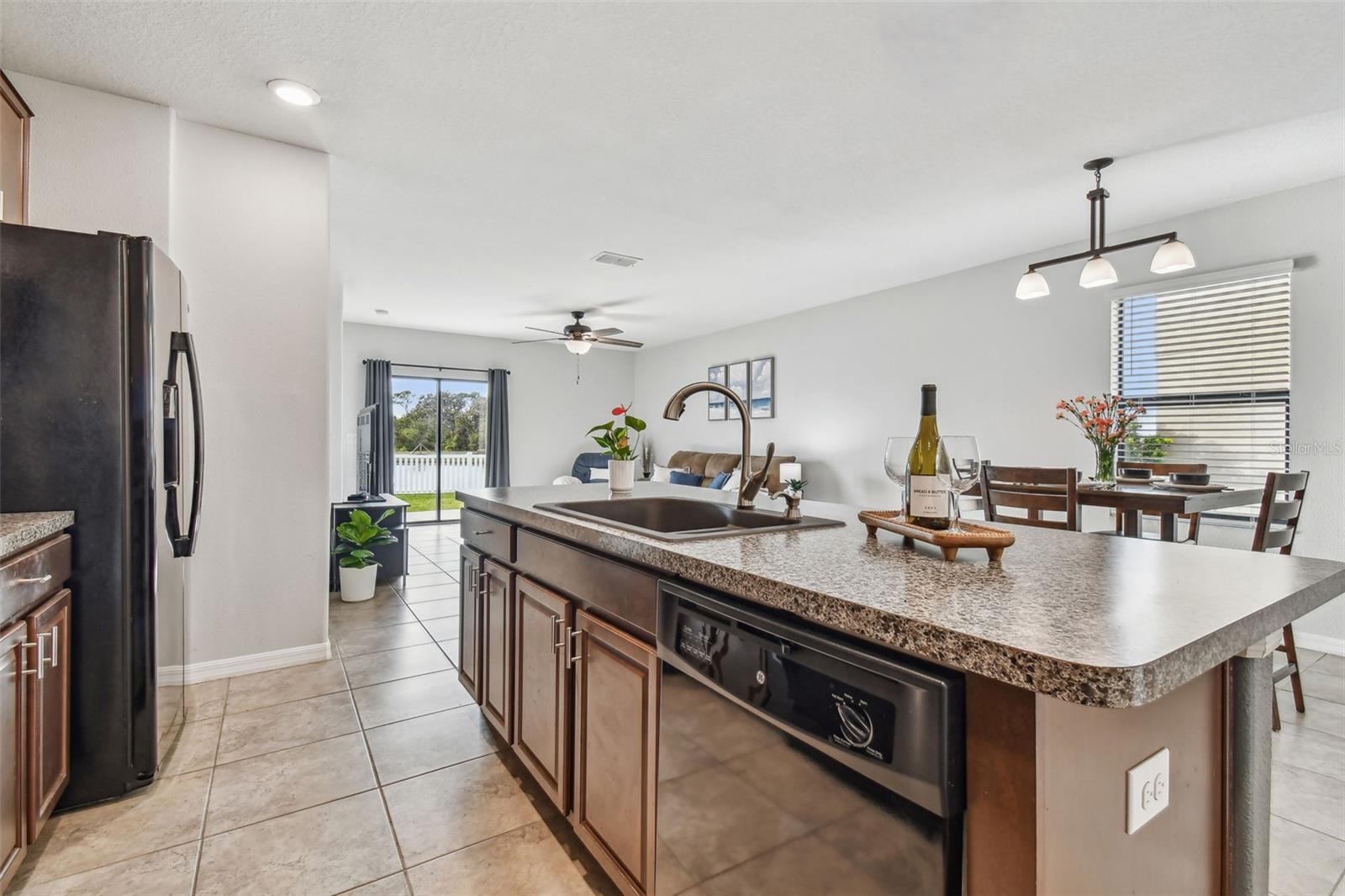 Listing photo id 8 for 11127 Hudson Hills Lane