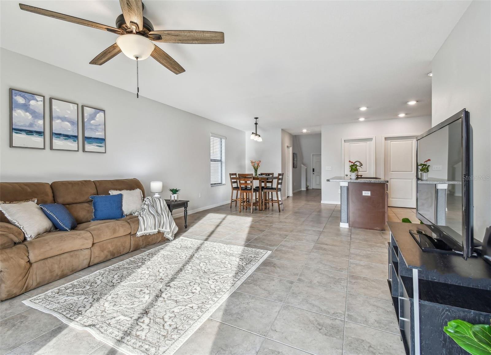 Listing photo id 10 for 11127 Hudson Hills Lane