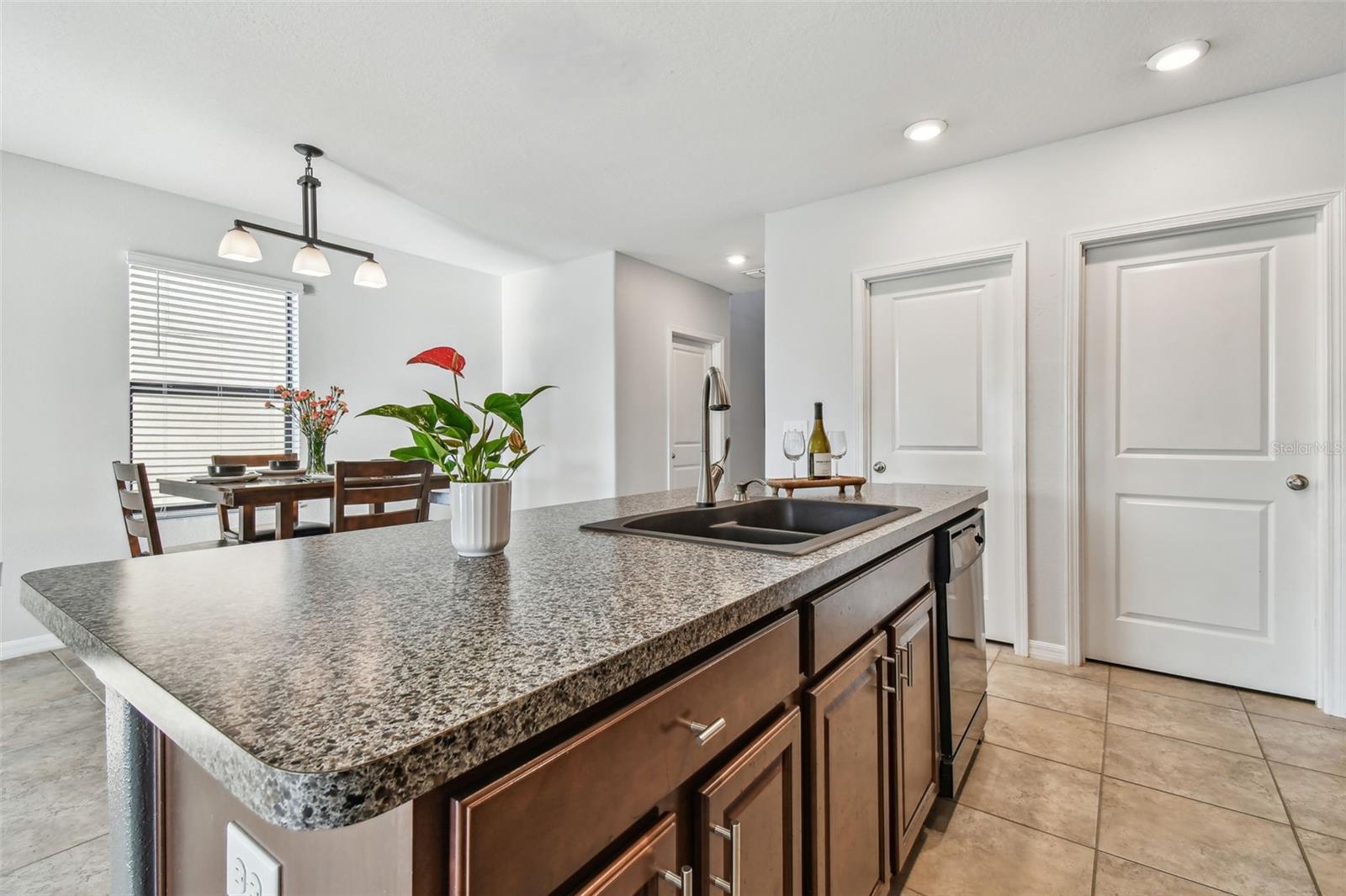 Listing photo id 25 for 11127 Hudson Hills Lane