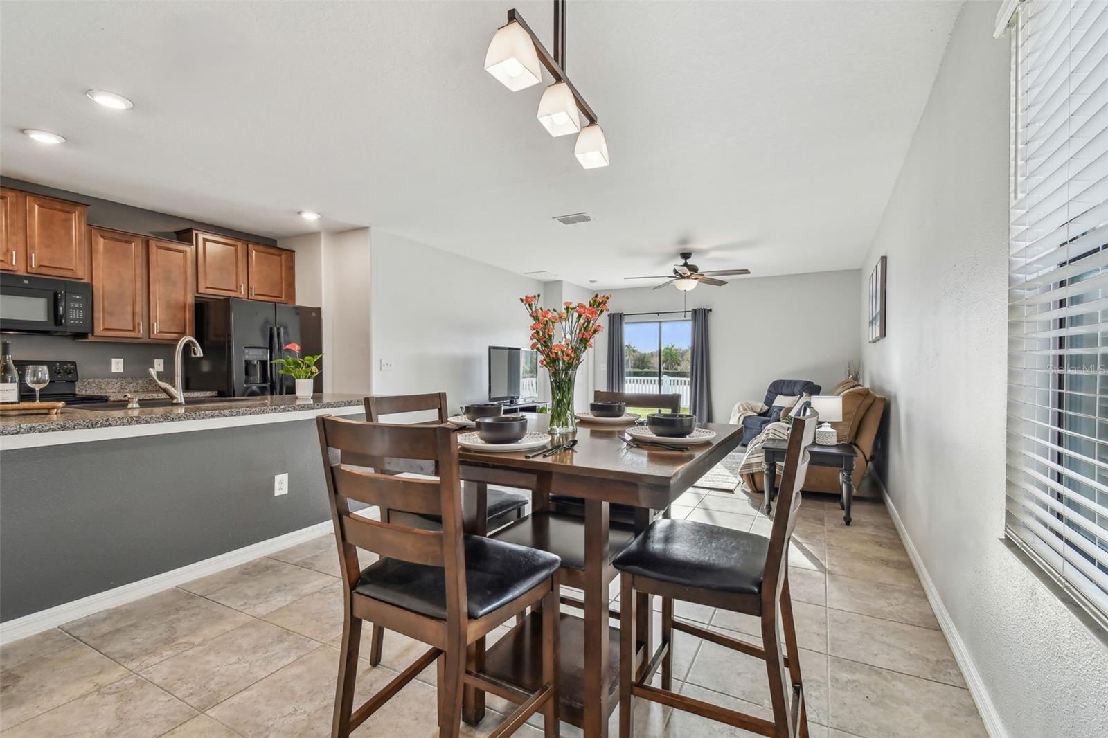 Listing photo id 5 for 11127 Hudson Hills Lane
