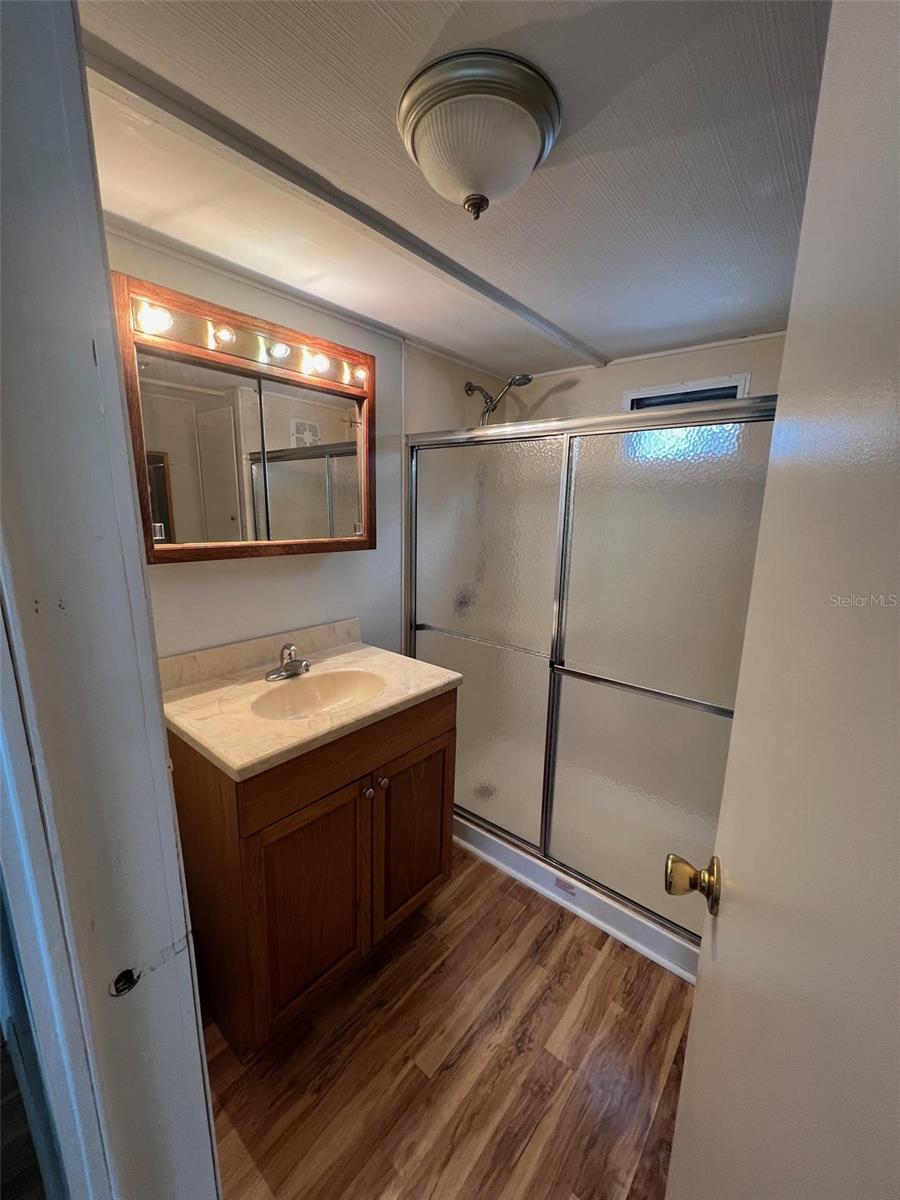 Image 13 of 22 For 12674 Seminole Boulevard S10