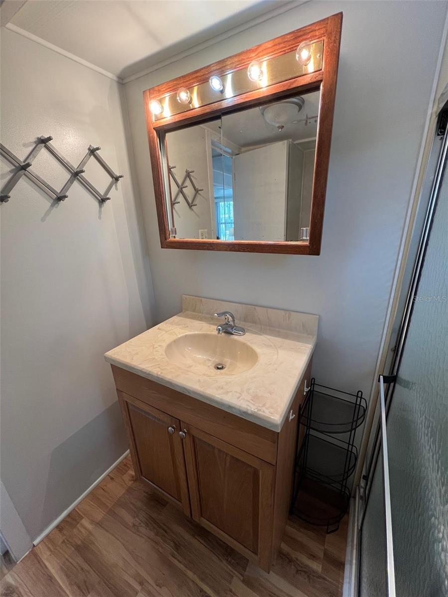 Image 15 of 22 For 12674 Seminole Boulevard S10