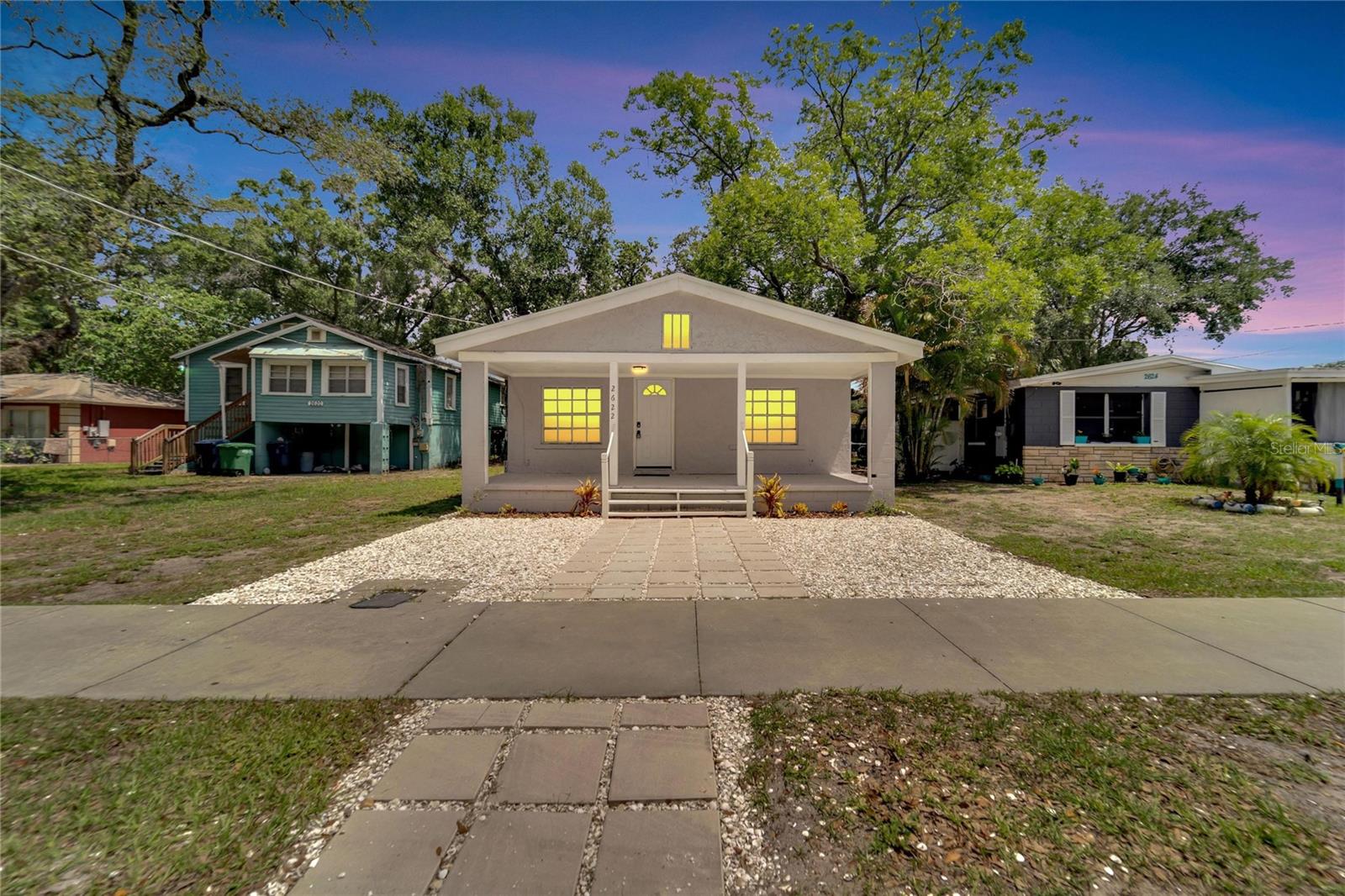 Listing photo id 10 for 2622 Genesee Street