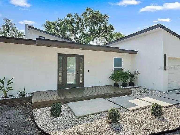 Details for 513 Hand Avenue, SARASOTA, FL 34232