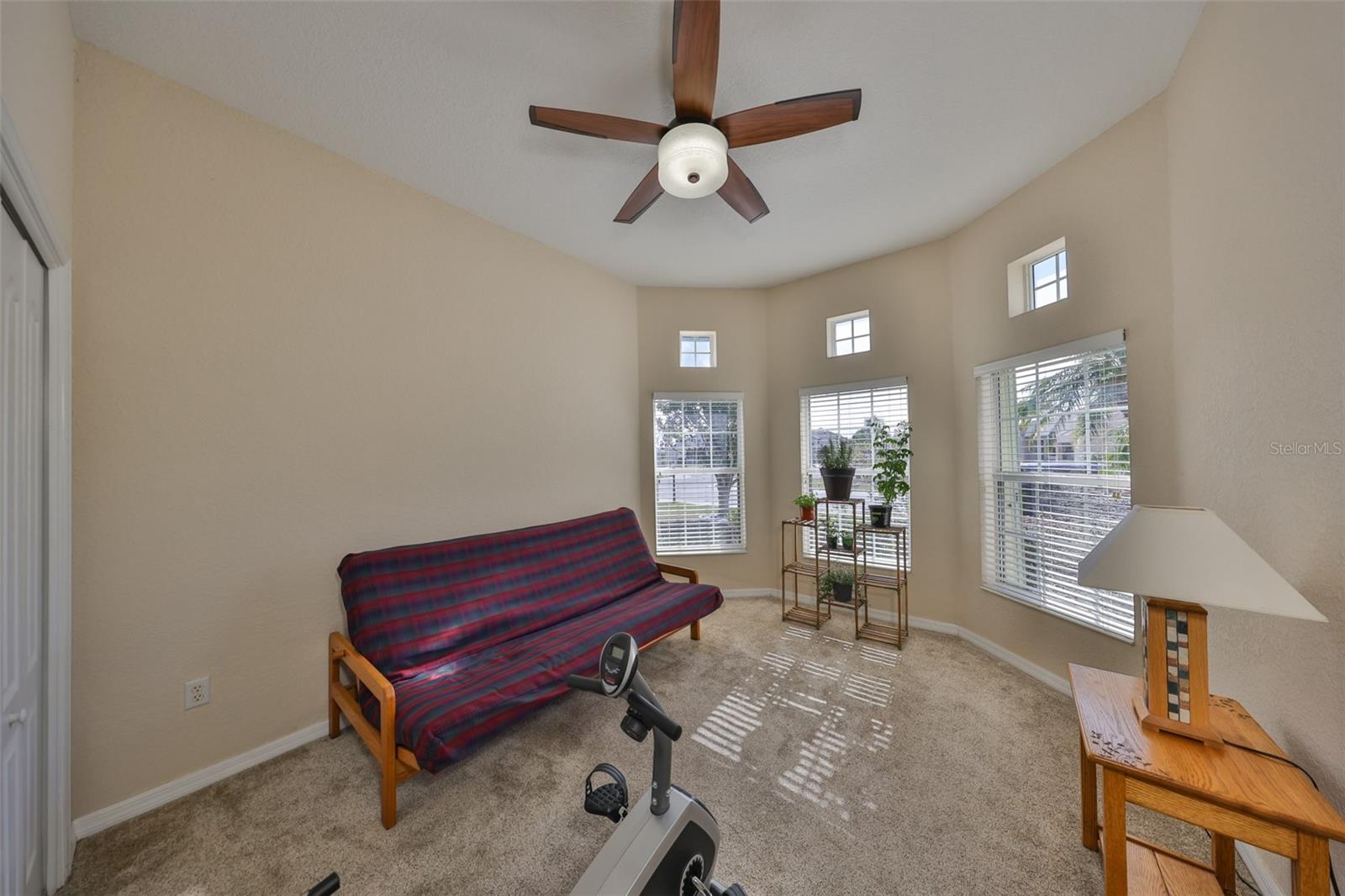 Image 22 of 35 For 1031 Emerald Dunes Drive
