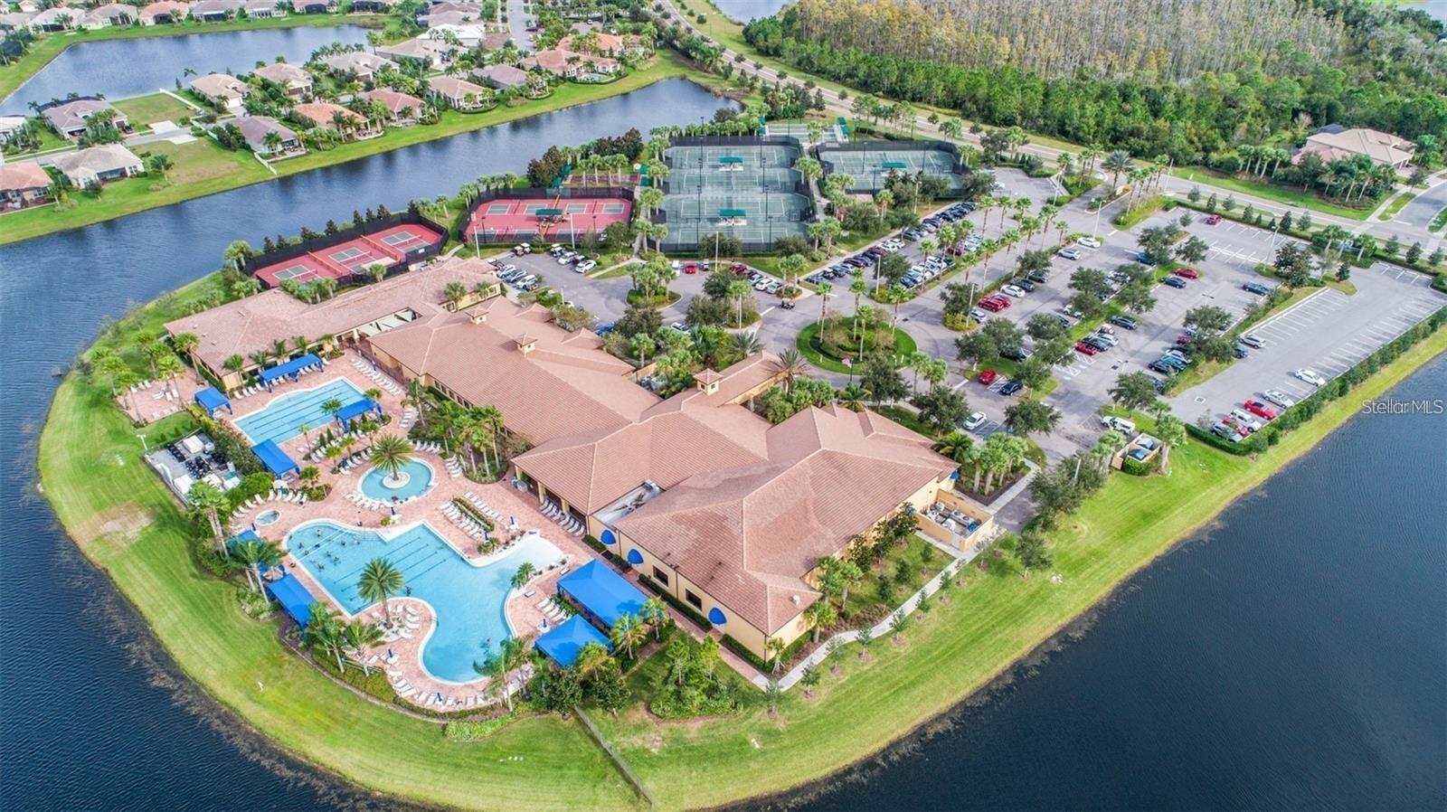 Image 61 of 79 For 15724 Aurora Lake Circle