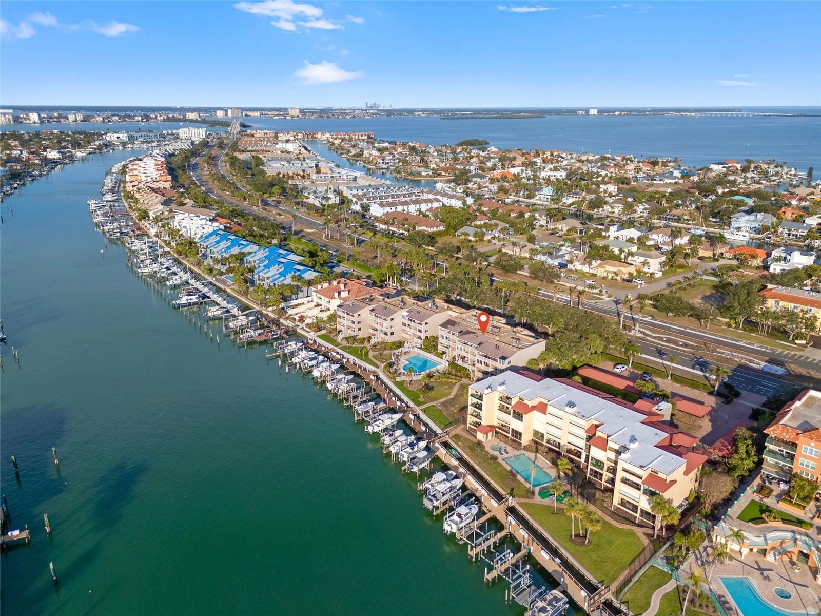 Listing photo id 0 for 936 Pinellas Bayway S T10