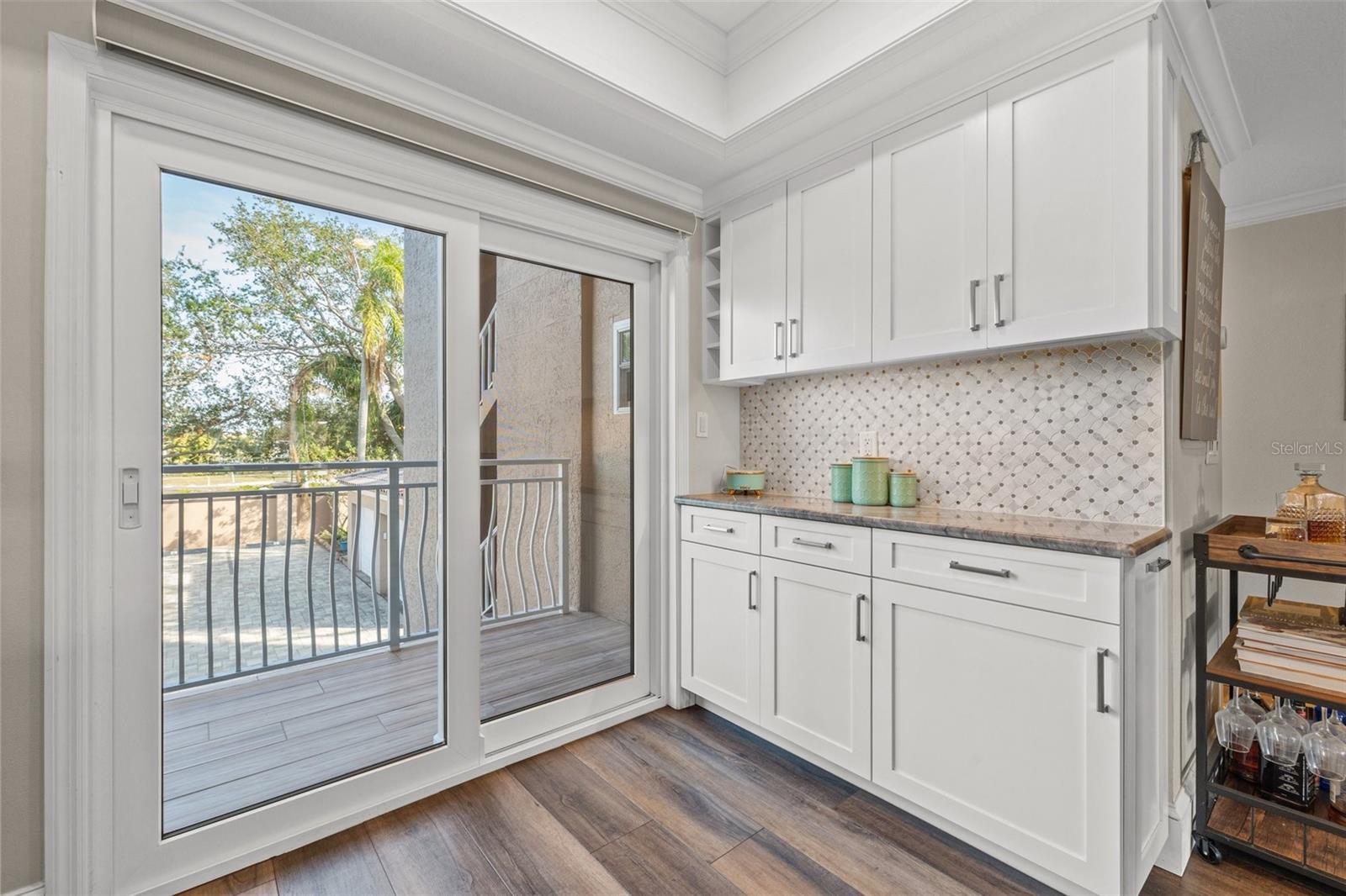 Listing photo id 25 for 936 Pinellas Bayway S T10