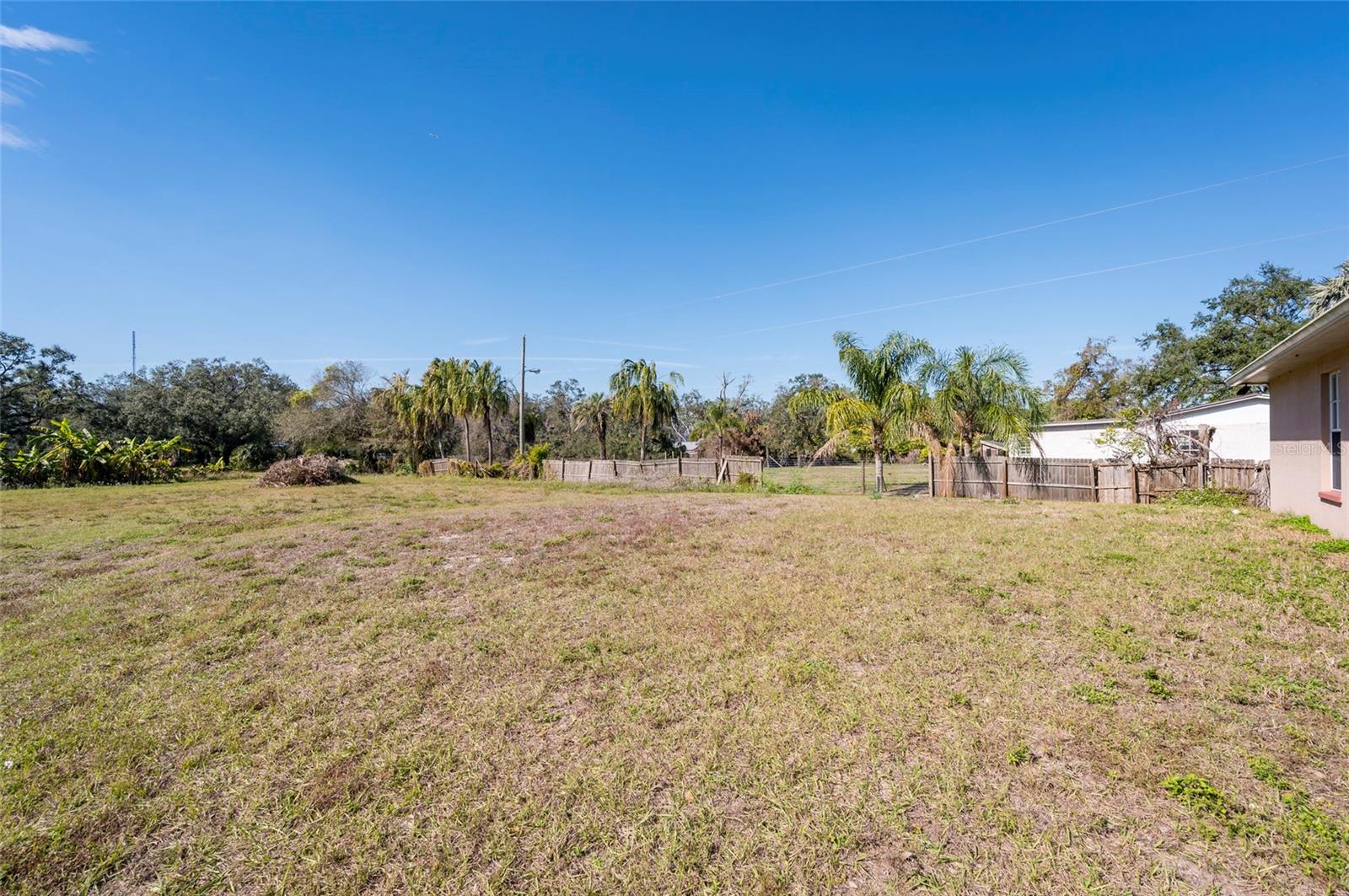 Listing photo id 25 for 1625 58th Street