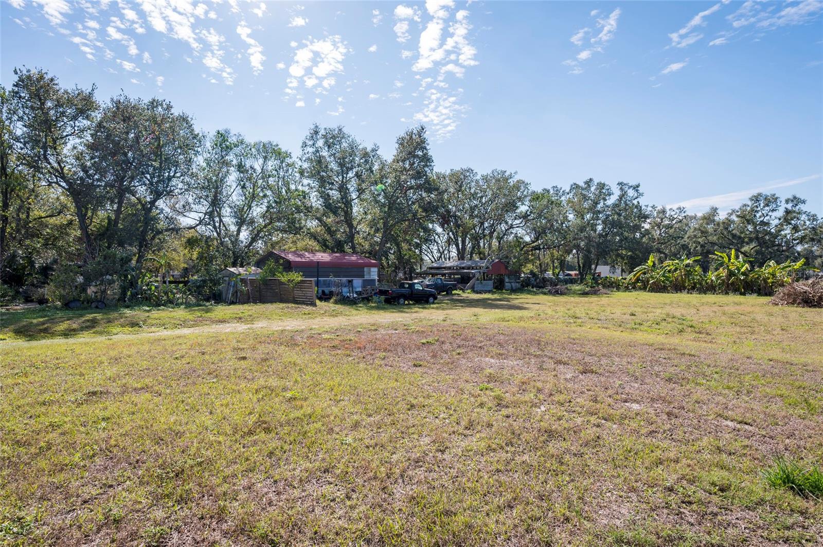 Listing photo id 30 for 1625 58th Street